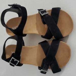 Super cute wedge sandal
